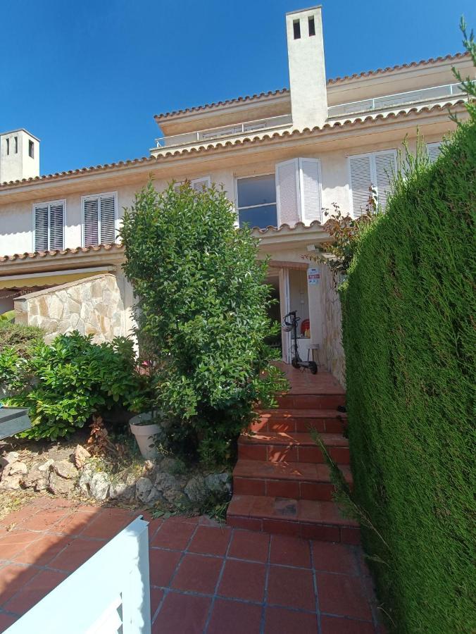 Cambrils Adosado Con Piscina 4 Habitaciones, 8 Huespedes Eksteriør billede